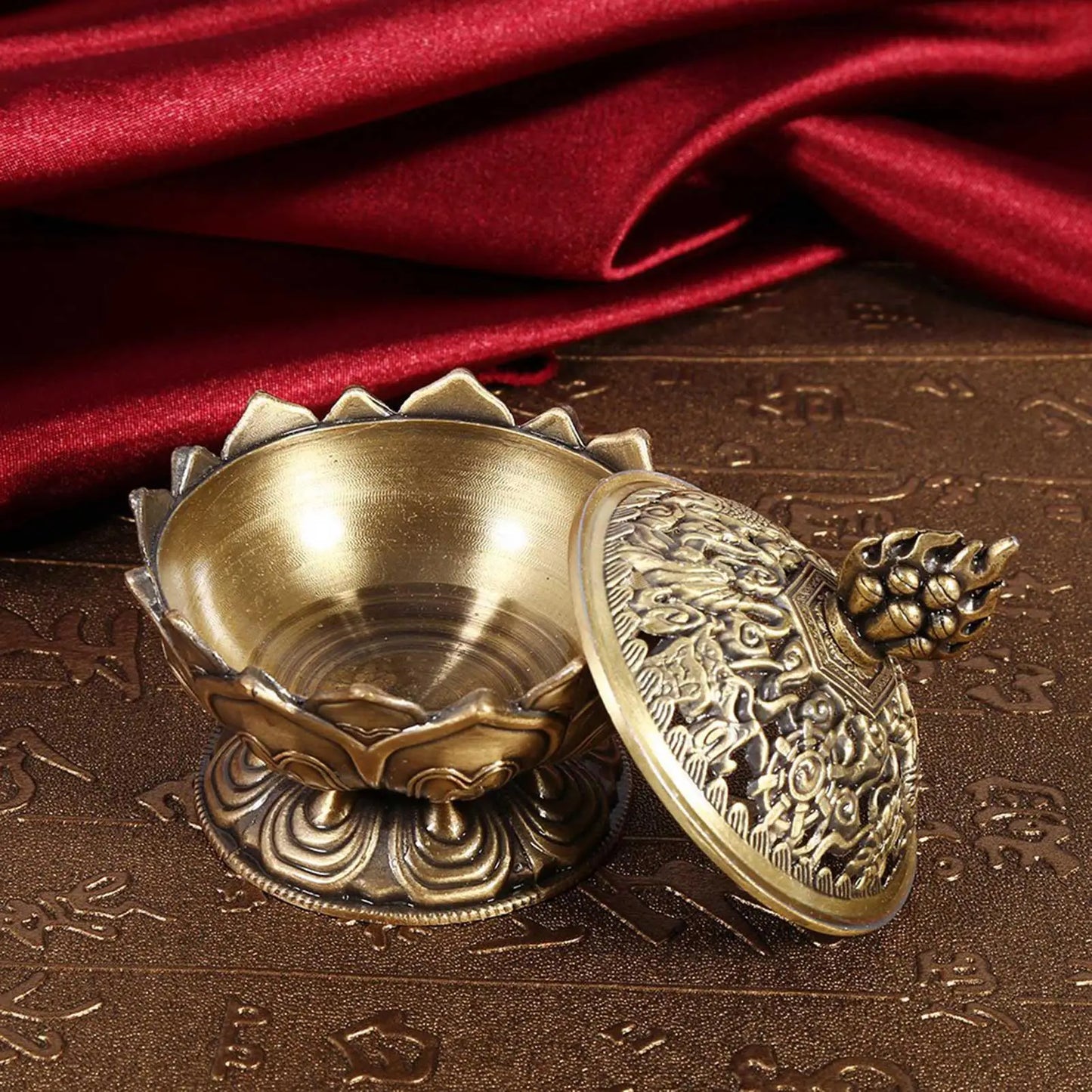 Small Zinc-Bronze Holy Flower Incense Holder - 2 Colors,