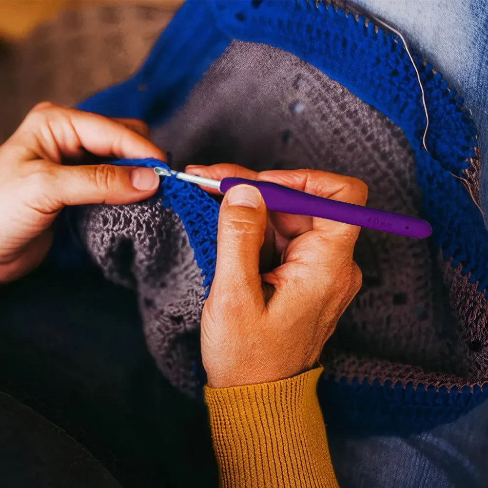 Colorful Aluminum Crochet Hooks Kit with Storage Bag